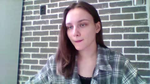 Snapshot of dolcezza_ chatting on 04.28.26 dolcezza_ online show from 04.28.26