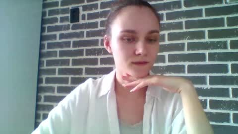 Snapshot of dolcezza_ chatting on 04.29.26 dolcezza_ online show from 04.29.26