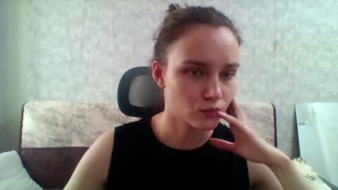 Snapshot of dolcezza_ chatting on 05.20.26 dolcezza_ online show from 05.20.26