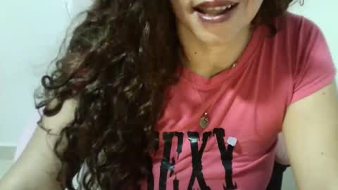 Snapshot of doll78latin chatting on 02.21.25 doll78latin online show from 02.21.25