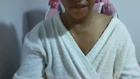 Snapshot of doll78latin chatting on 10.08.25 doll78latin online show from 10.08.25