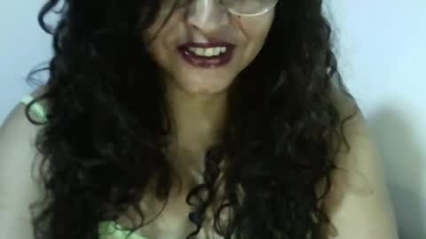 Snapshot of doll78latin chatting on 10.24.25 doll78latin online show from 10.24.25