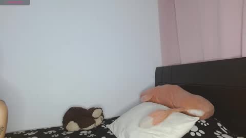 Snapshot of doll_and_sex chatting on 12.24.24 Auro and Santiago online show from 12.24.24