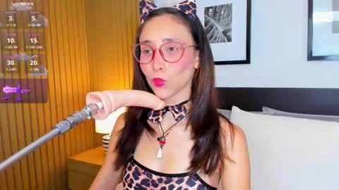 Bella  online show from 02.10.26