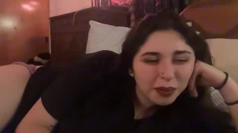 Snapshot of doll_lovely chatting on 04.11.26 Doll online show from 04.11.26