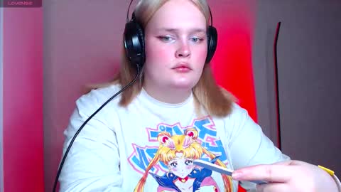 Miss Rose online show from 10.28.25