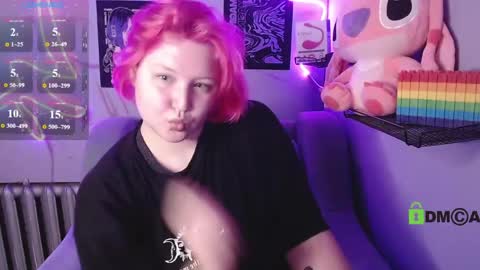Snapshot of dollirosee chatting on 05.25.26 dollirosee online show from 05.25.26