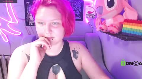 Snapshot of dollirosee chatting on 05.29.26 dollirosee online show from 05.29.26
