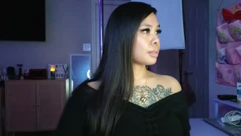 DOLLLFACE online show from 02.25.25