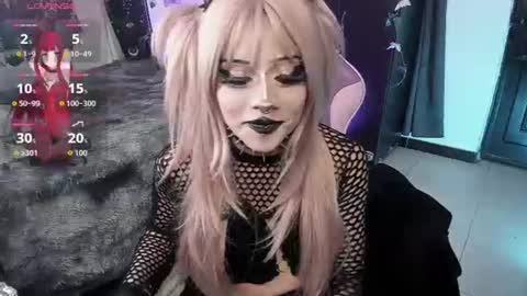 Snapshot of dolly_bones chatting on 07.29.26 dolly_bones online show from 07.29.26