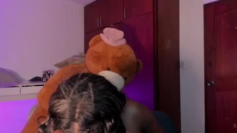 Snapshot of dolly_paige chatting on 09.17.25 emily -- online show from 09.17.25