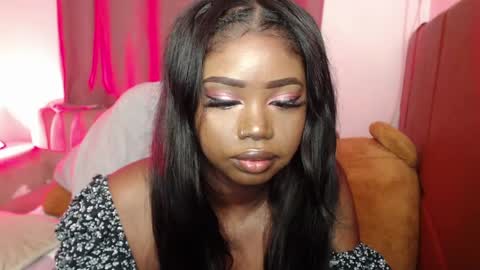 Snapshot of dolly_paige chatting on 04.16.26 emily -- online show from 04.16.26