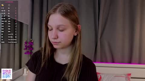 Emilia online show from 10.15.25