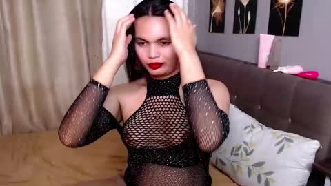 Snapshot of dollymoonlight chatting on 01.06.26 dollymoonlight online show from 01.06.26