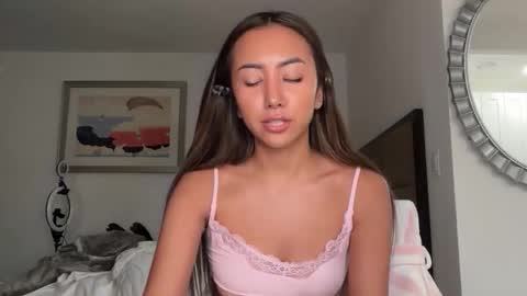 Dolly Rhodes online show from 02.02.26