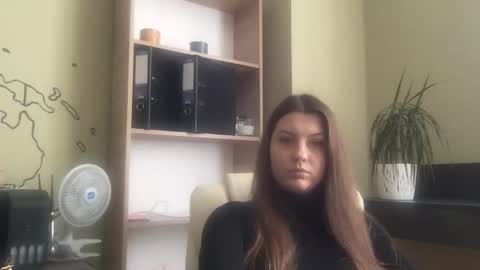 DollyRoma online show from 10.27.25