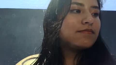 Snapshot of dollywdoll chatting on 12.02.25 dollywdoll online show from 12.02.25