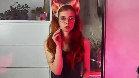 Snapshot of doloressage chatting on 05.10.26 Dolores Sage online show from 05.10.26