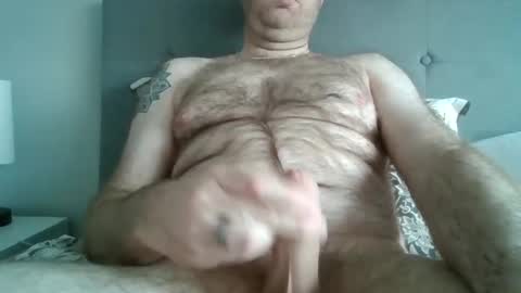 dom91070 online show from 09.24.25