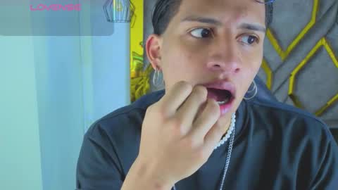 dom_veneno online show from 12.14.25