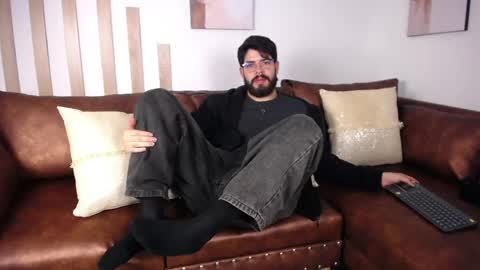 Snapshot of domboy_ chatting on 06.05.26 domboy online show from 06.05.26