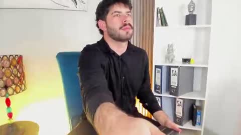 Snapshot of domboy_ chatting on 06.25.26 domboy online show from 06.25.26
