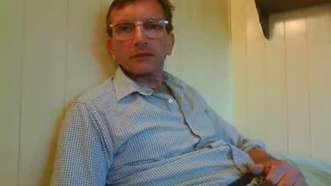 Snapshot of domi94300 chatting on 04.25.26 domi94300 online show from 04.25.26