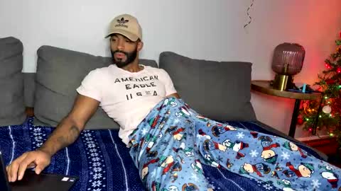 Domi online show from 12.19.25