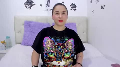 domi  online show from 10.28.25