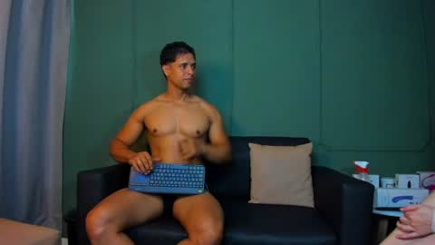 Dominc berry online show from 07.21.26