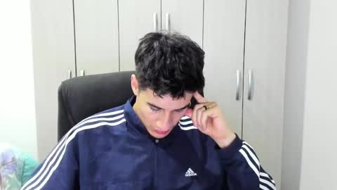 Snapshot of dominic_radccliffe chatting on 05.15.26 Your real love online show from 05.15.26