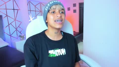 Dominick  online show from 01.08.25