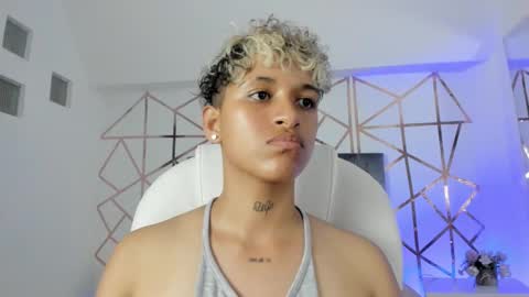 Dominick  online show from 01.11.25