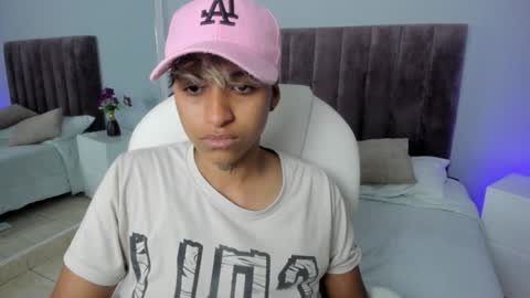 Dominick  online show from 02.08.25