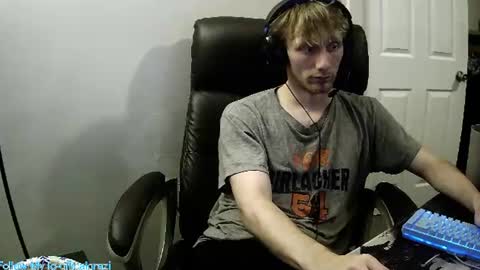 Snapshot of domohead0 chatting on 07.27.26 dom online show from 07.27.26