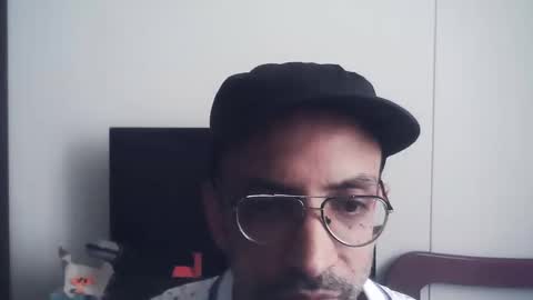 Snapshot of don__chi chatting on 12.26.24 don__chi online show from 12.26.24