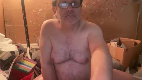 Snapshot of donedunne chatting on 04.10.26 donedunne online show from 04.10.26