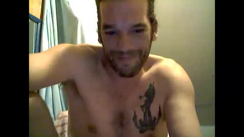 Snapshot of dongforhire chatting on 09.25.25 dongforhire online show from 09.25.25