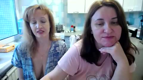 Tatiana 43 curvy sexy body and Joanna redhead 39 years online show from 12.02.24