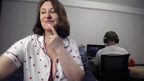 Tatiana 43 curvy sexy body and Joanna redhead 39 years online show from 03.08.26