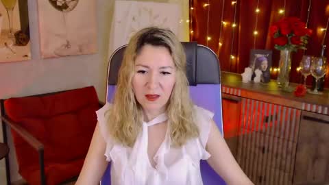 Snapshot of donnasmitth chatting on 04.24.26 Donna online show from 04.24.26