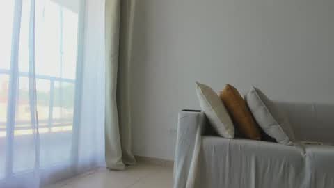 Donatella online show from 01.08.25