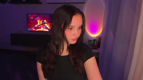 Dora Charmer online show from 04.01.26