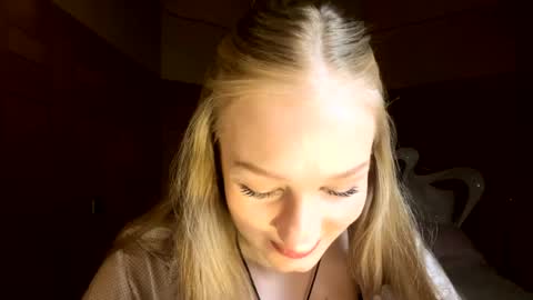 Snapshot of doreathagustave chatting on 04.20.26 Anika online show from 04.20.26
