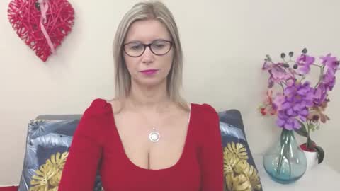 DoreenSexy online show from 12.17.24