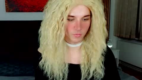 Snapshot of dorian_reed chatting on 01.18.26 Helen my second account online show from 01.18.26