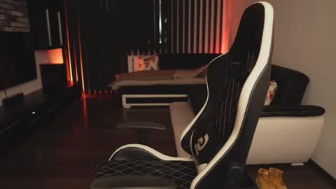 Snapshot of dorianreyes chatting on 02.16.26 Dorian Reyes online show from 02.16.26