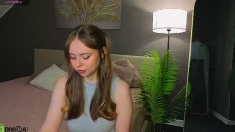 Snapshot of doris_bowman chatting on 08.04.26 Vanessa online show from 08.04.26