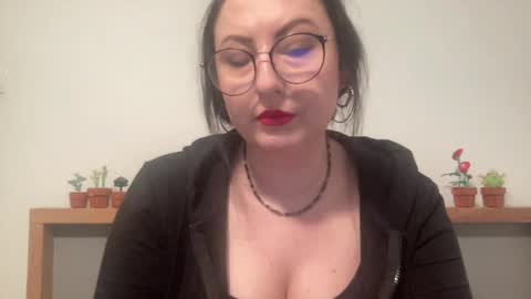 Snapshot of dorothydolly chatting on 02.09.26 Dorothy online show from 02.09.26