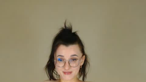 Snapshot of dorotty_ chatting on 02.16.25 Your Dorotty online show from 02.16.25